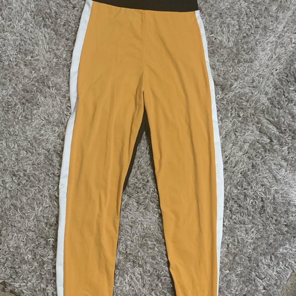 2 piece set - Picture 4 of 4